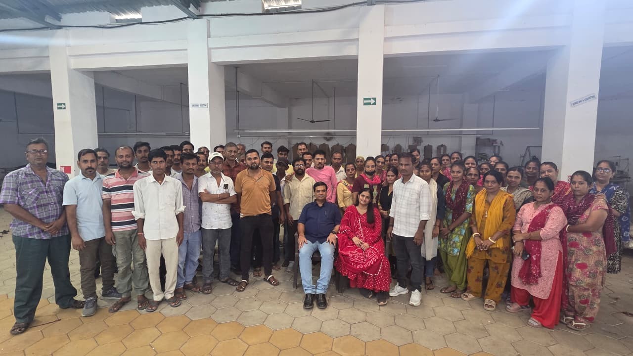 The SEVENTY7 Garments team of 70+ people at the factory